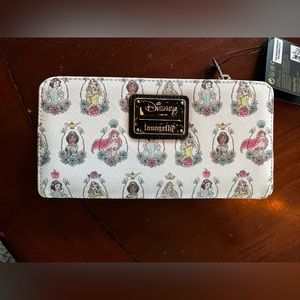 New Disney Loungefly Wallet Princesses 👸🧚🏻‍♀️👑💞 Brand New with Tags